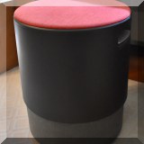 F49. Turnstone adjustable height buoy seat. 